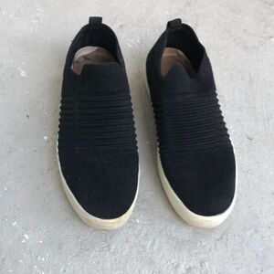 Dunes Casper slip ons